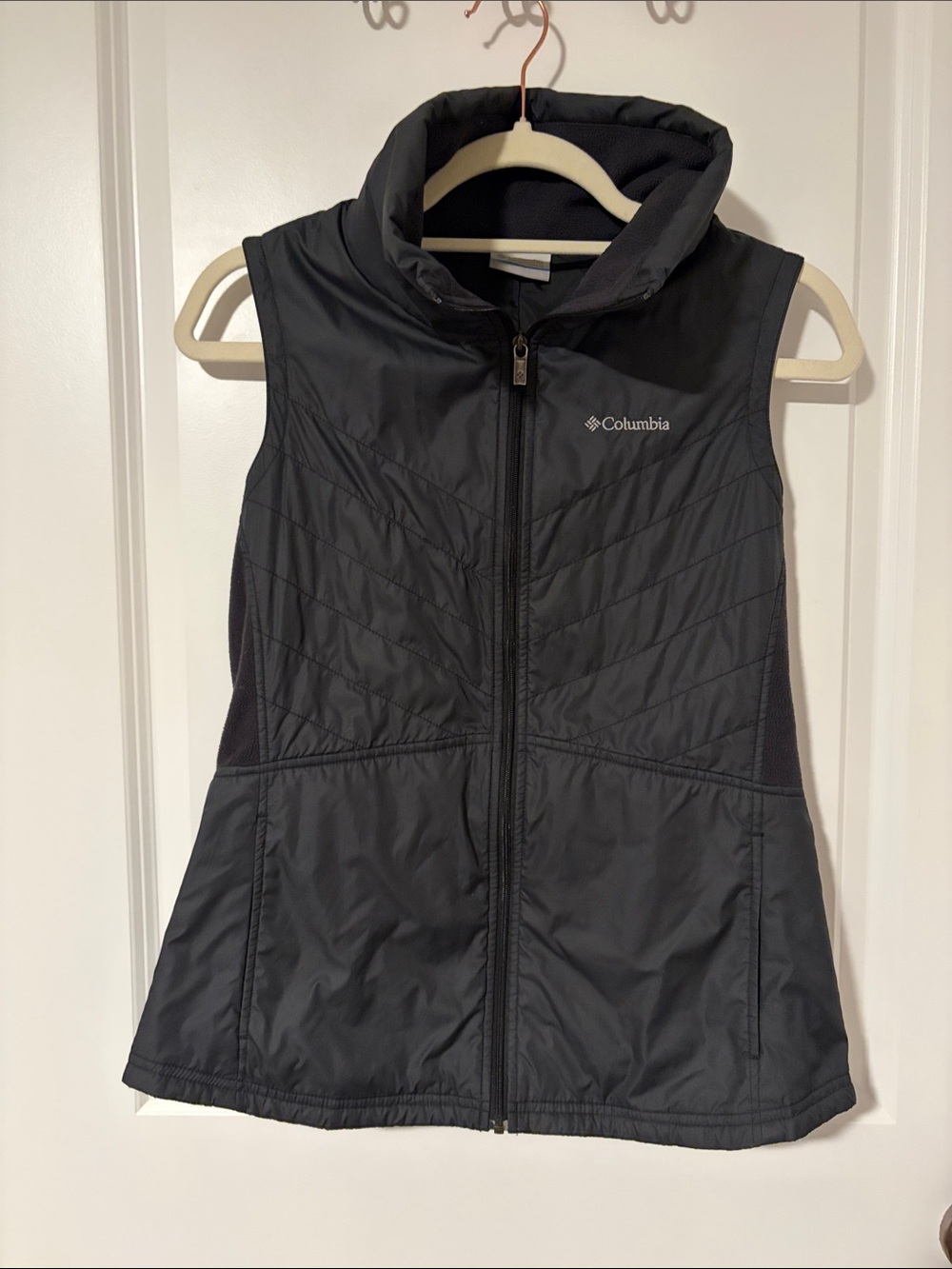 Columbia Women's Black Quilted Performance Vest